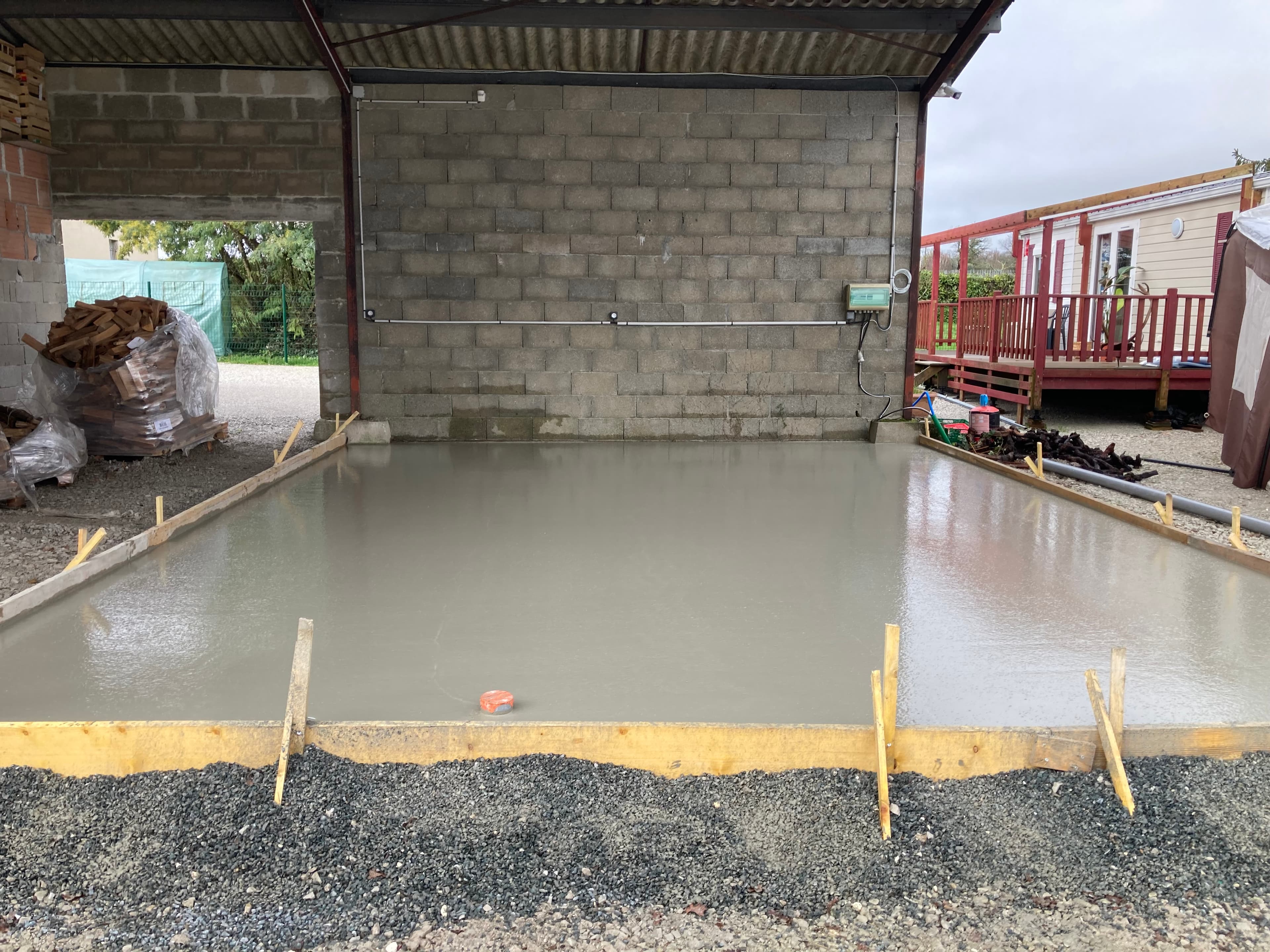 Dalle béton réalisée par STM à Jonzac